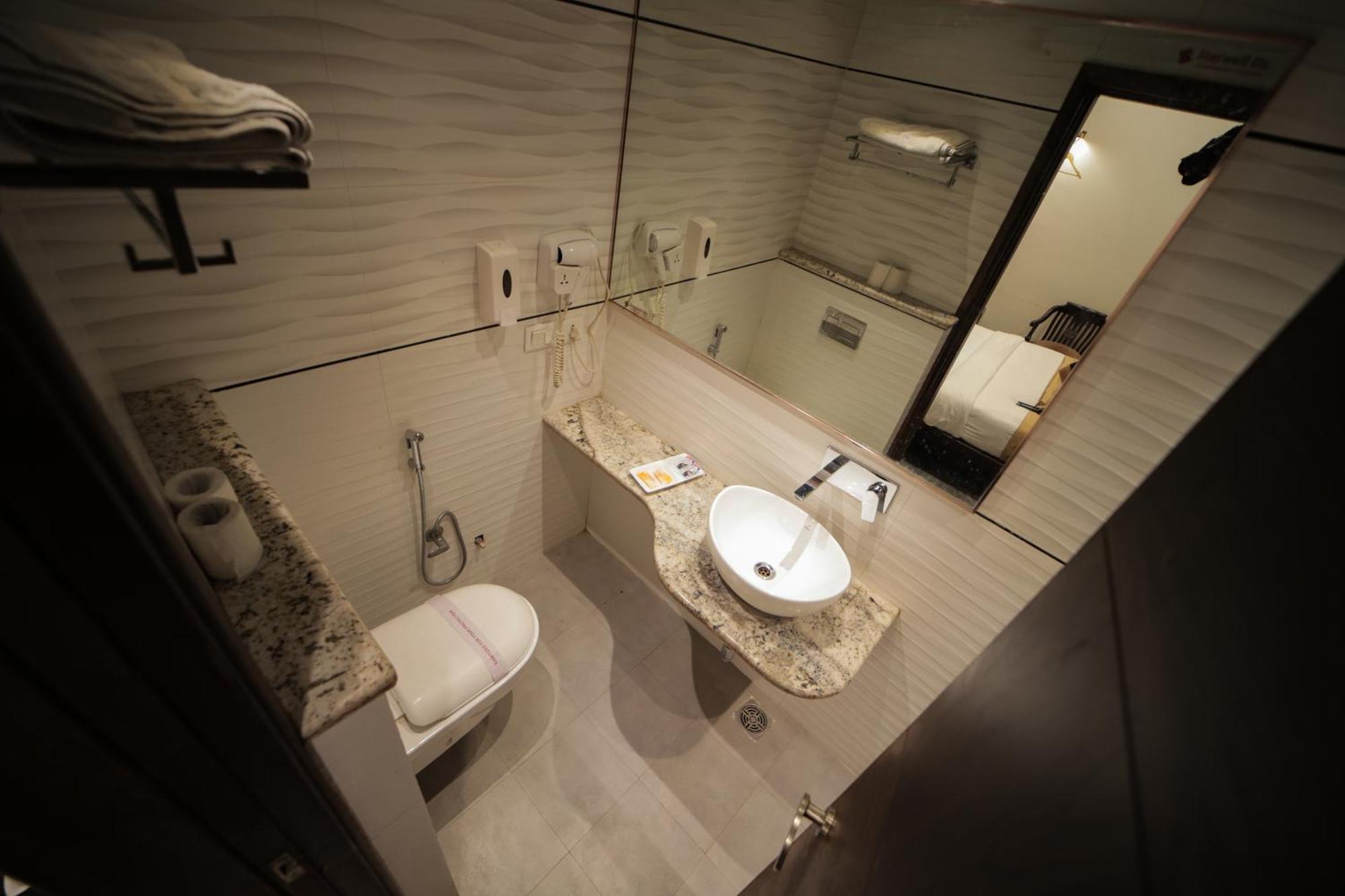 Hotel Stay Well Dx Нью-Дели Экстерьер фото