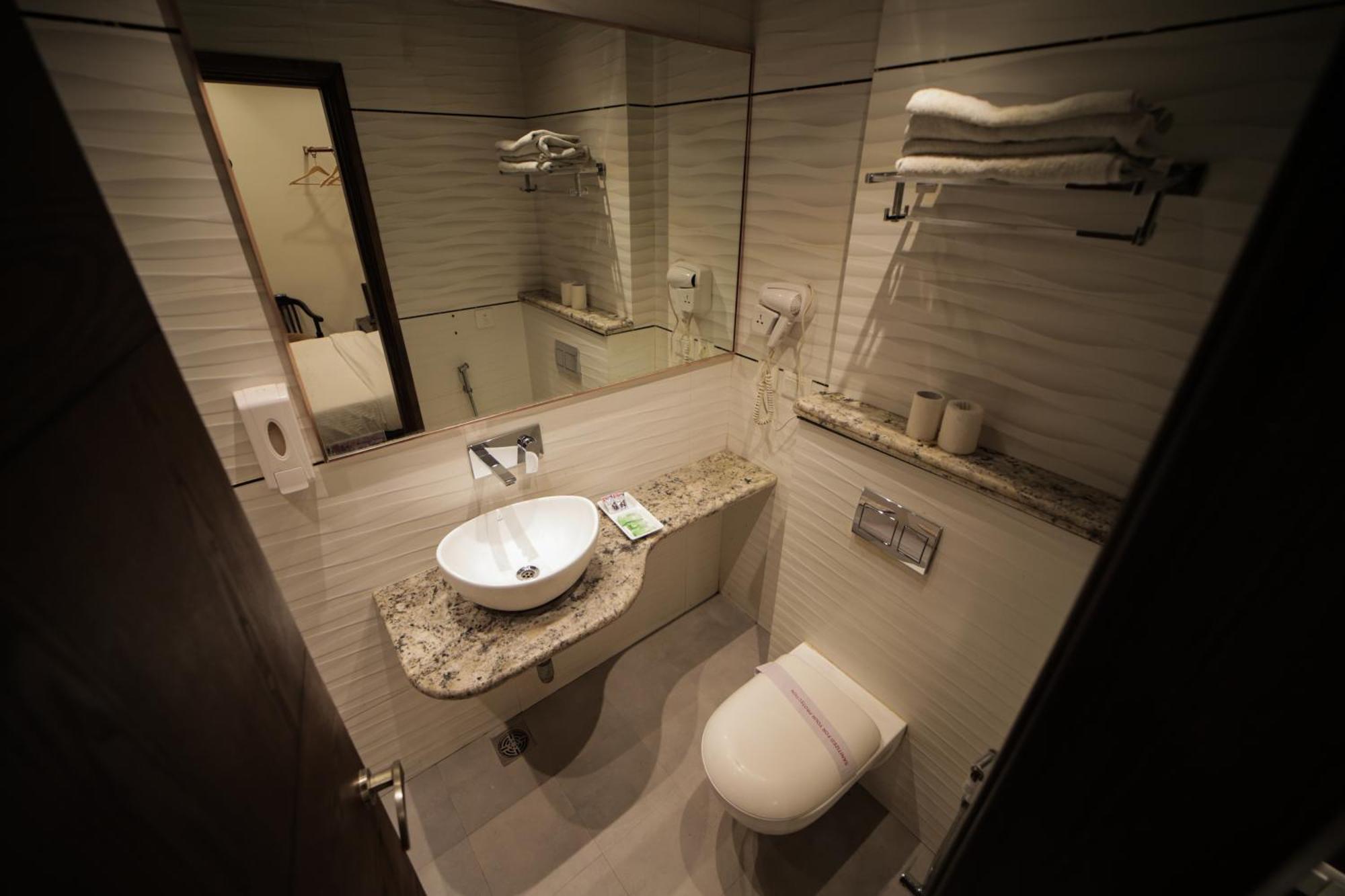 Hotel Stay Well Dx Нью-Дели Экстерьер фото
